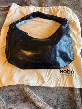HOBO Black Patent Leather Hobo Shoulder Bag